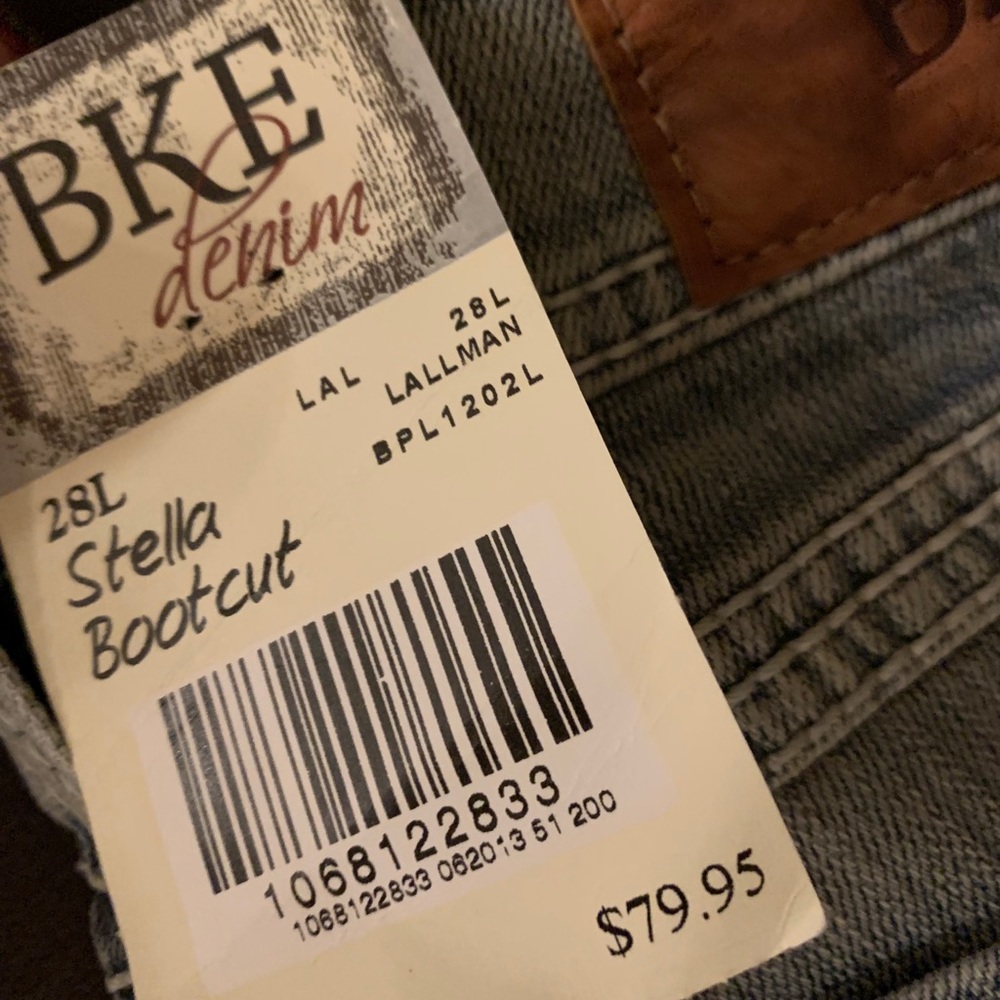 BKE women’s Stella bootcut jean 28x33.5 NWT